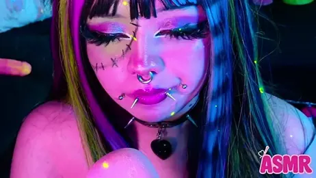 LaytonBox webcam model stream image