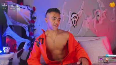 Colstorw_ webcam model stream image