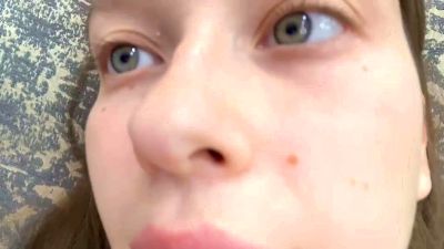 LouveniaBlatz webcam model stream image