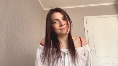 Kissesbackk webcam model stream image