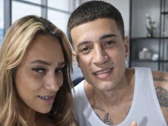 AdanEvacouple webcam model stream image