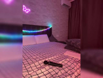 ButttFly webcam bongacams model stream image