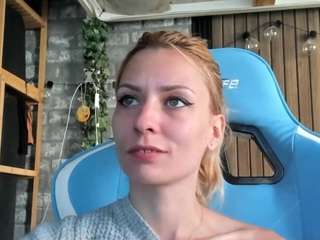 karoline1201 webcam model stream image