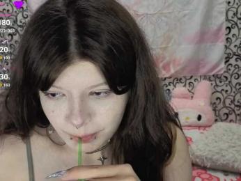 FrirenLovv webcam model stream image