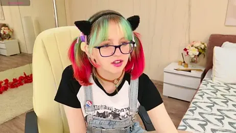 CoralineYoung stripchat stream image