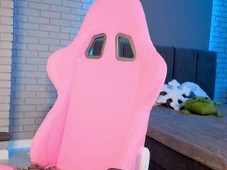 hazel7 camsoda stream image