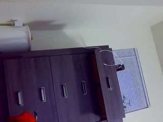 tighttinymilf camsoda stream image