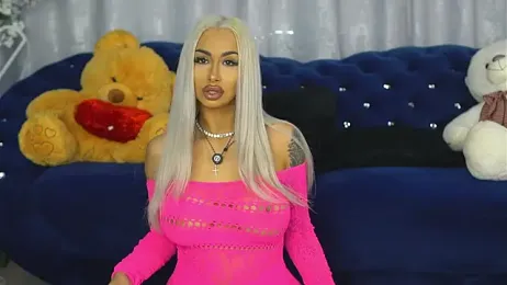 GoldenAmber stripchat stream image