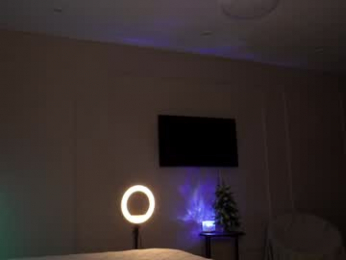 emilybatee chaturbate stream image