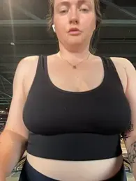 BustyBonnieUK stripchat stream image