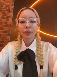 babydolll stripchat stream image