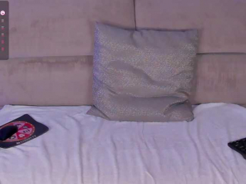 MadelineFox bongacams stream image