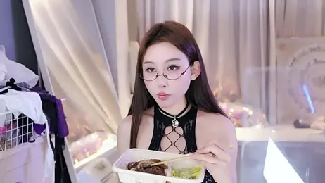 Peggy--fun- stripchat stream image