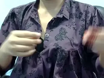 hot_trip stripchat stream image