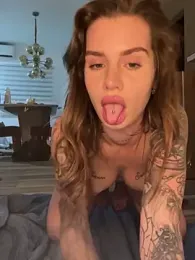 EmiliaCatalina stripchat stream image