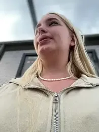 Milkyy_wway stripchat stream image