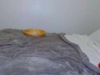 tighttinymilf camsoda stream image