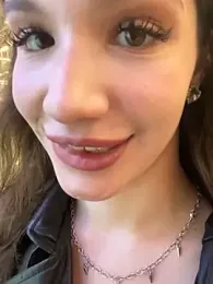 shy_priincess stripchat stream image