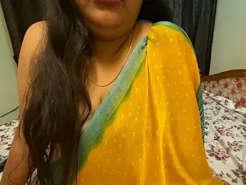 LouleyRanii stripchat stream image