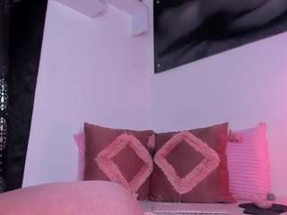 vaiolett-coleman camsoda stream image