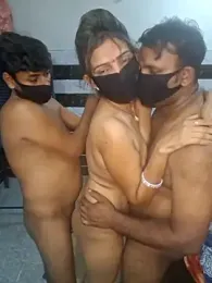 Cute_plak01 stripchat stream image