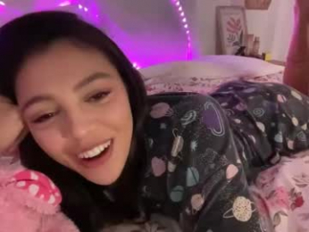 keirasworld chaturbate stream image