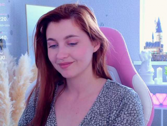 HoneyCherry bongacams stream image