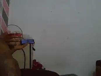 thasmyni stripchat stream image