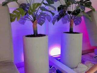 riley-pride camsoda stream image