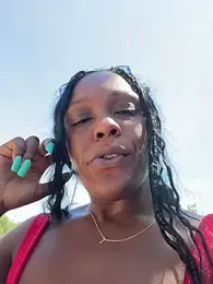 TilaTotti stripchat stream image