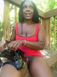 TilaTotti stripchat stream image