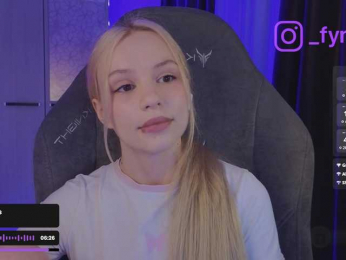 fymryn bongacams stream image