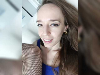 A_R_T_A bongacams stream image