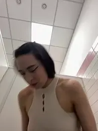 Holly_Play stripchat stream image