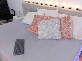 madelanecoote camsoda stream image