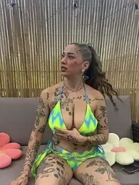 Chachou000 stripchat stream image