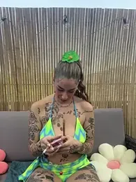 Chachou000 stripchat stream image