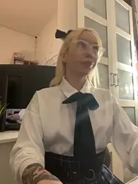 babydolll stripchat stream image