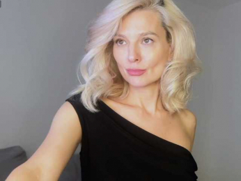 -Molly- bongacams stream image