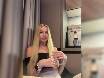 WhiteGirl-one bongacams stream image