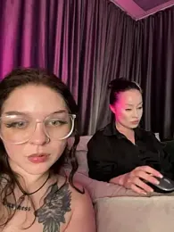 RollingGirls stripchat stream image