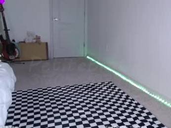 petitebrat chaturbate stream image