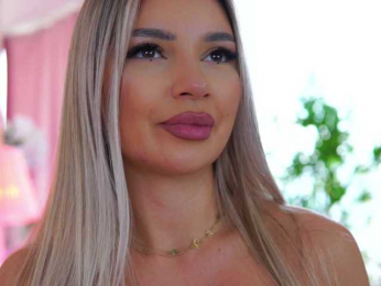 ArtTeasee bongacams stream image