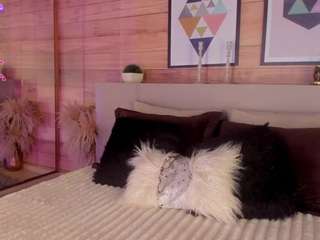 izzywild camsoda stream image