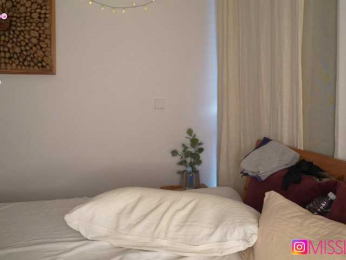 AlexiaFoxMd bongacams stream image