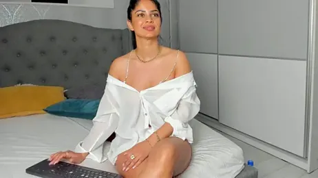 _adelle stripchat stream image