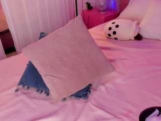 emyliesander camsoda stream image