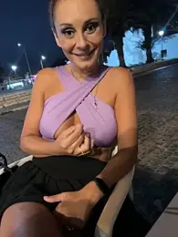 therealbeverlycious stripchat stream image