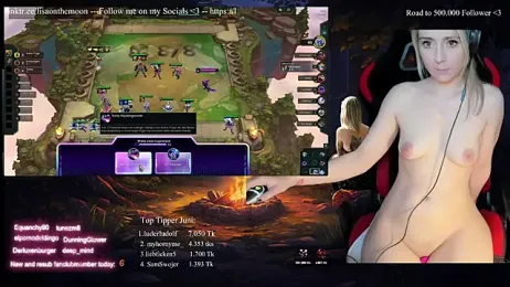 Lisaonthemoon stripchat stream image, 04.06.2025 19:10