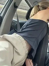 Feral_berry_8133 stripchat stream image